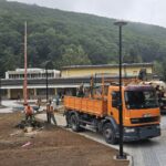 Nastavljena seča stabala u parku! Volja građana ignorisana!