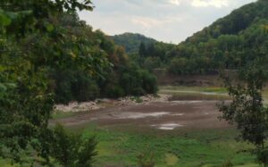 jezero-presusilo-majdanpek-1140x711.jpg