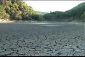 jezero-zaton-830x553
