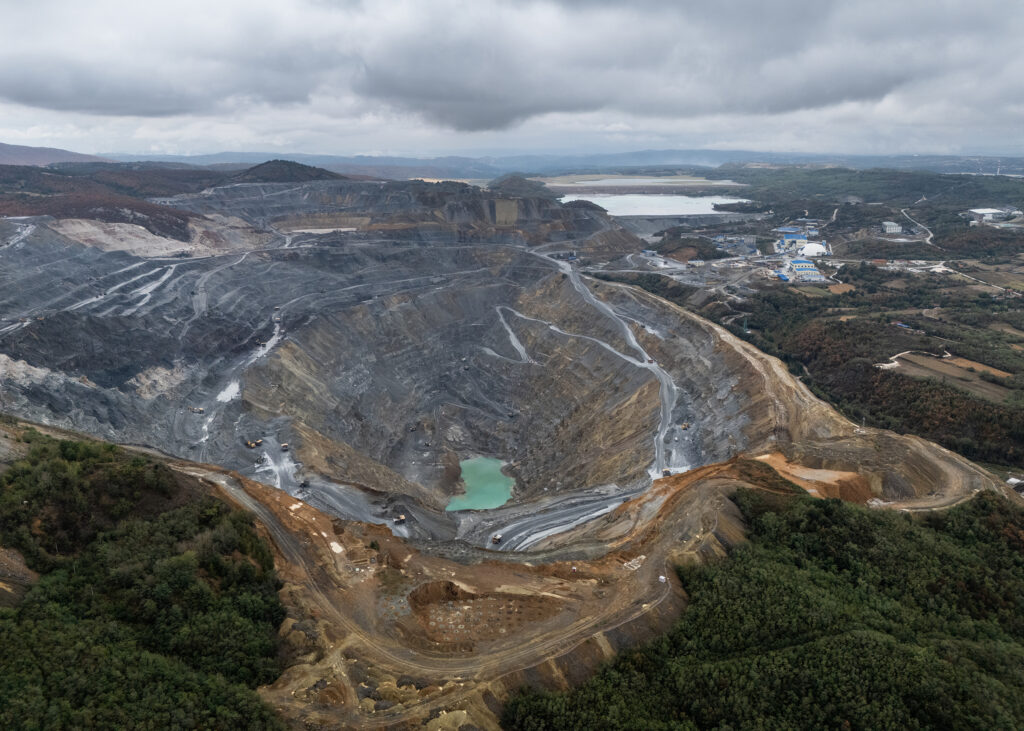 serbia_drone_100x72-copy (1)